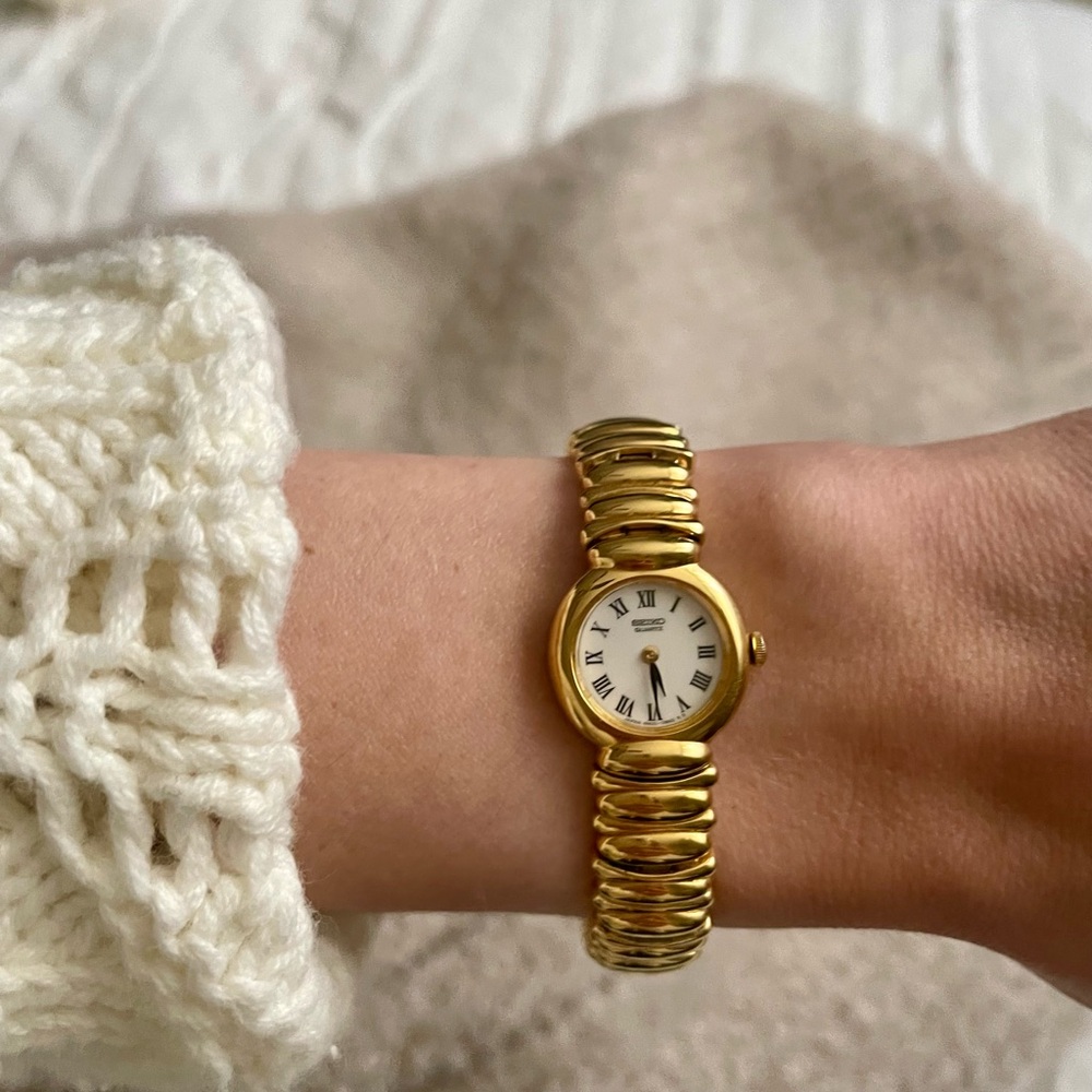 Vintage ‘90s SEIKO Gold Tone Quartz Watch